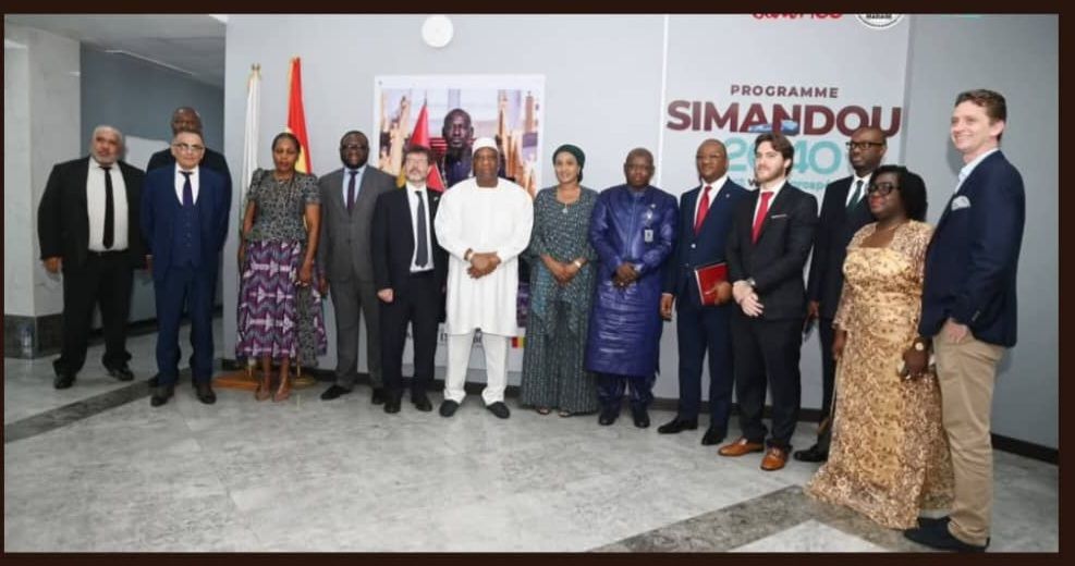 Diplomatie : la Guinée adopte une position de non-alignement stratégique