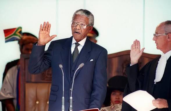 10 mai 1994 : Nelson Mandela, de la prison à la presidence 