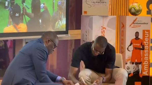 Sehrou Guirassy devient ambassadeur de Orange Guinée