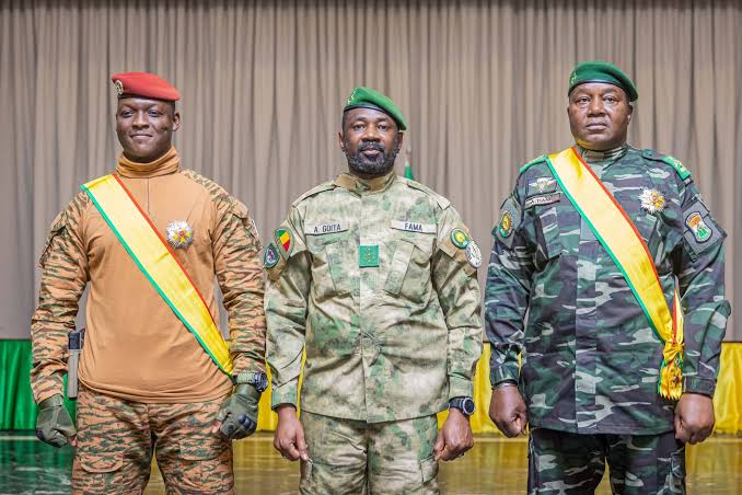Mali, Burkina Faso et Niger renforcent leur coopération sécuritaire