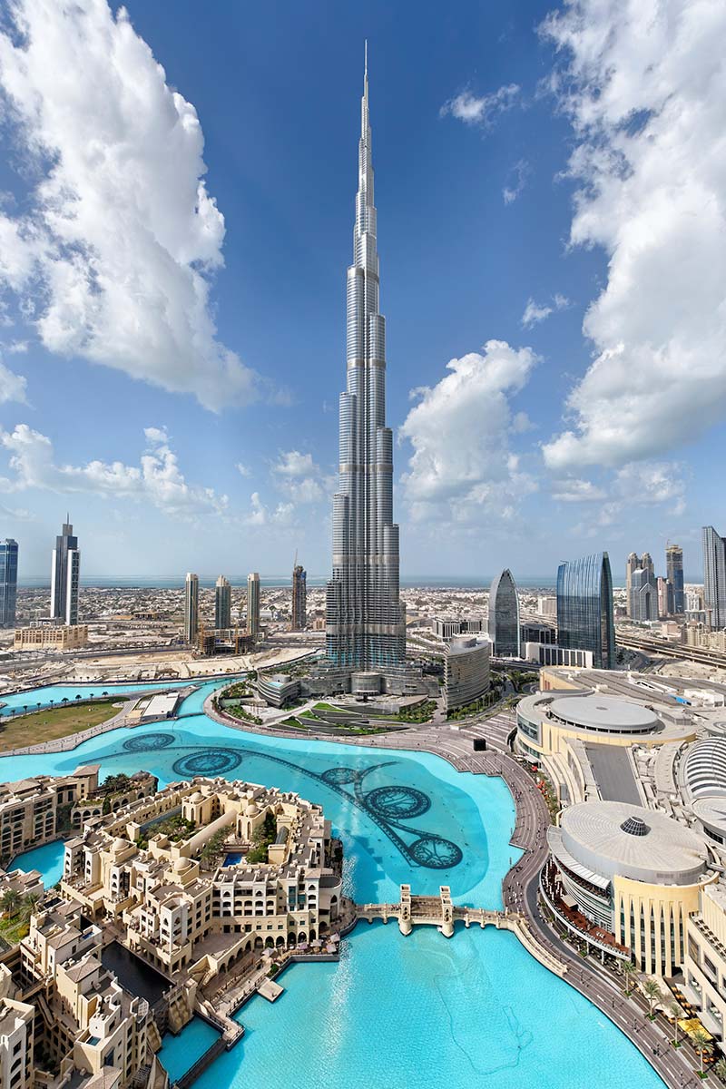 Burj Khalifa : la tour géante qui défie le ciel au cœur du désert