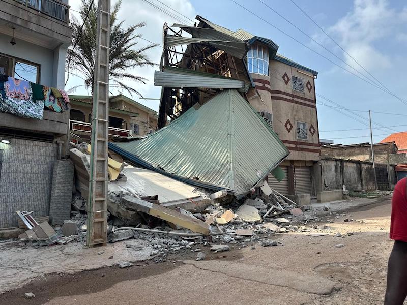 Un immeuble s’effondre à Lambanyi sans faire de victimes