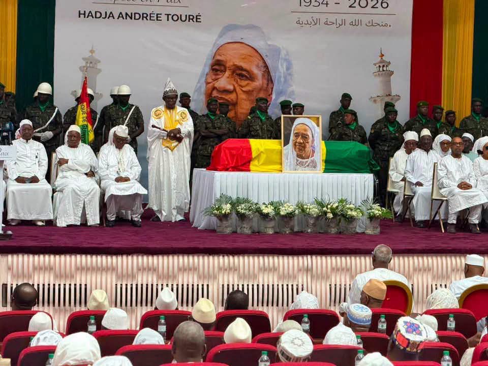 Guinée : un dernier hommage national rendu à Hadja Andrée Touré