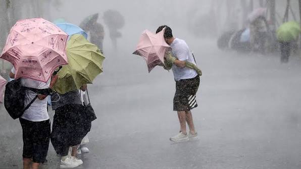 Chine : le typhon Dolphin provoque de fortes pluies dans l’Est