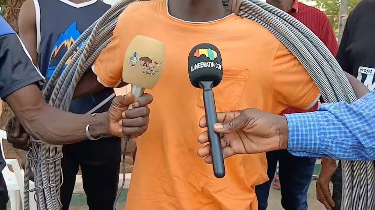 Kankan : un jeune interpellé avec un rouleau de câbles, la mairie dénonce des atteintes aux équipements publics
